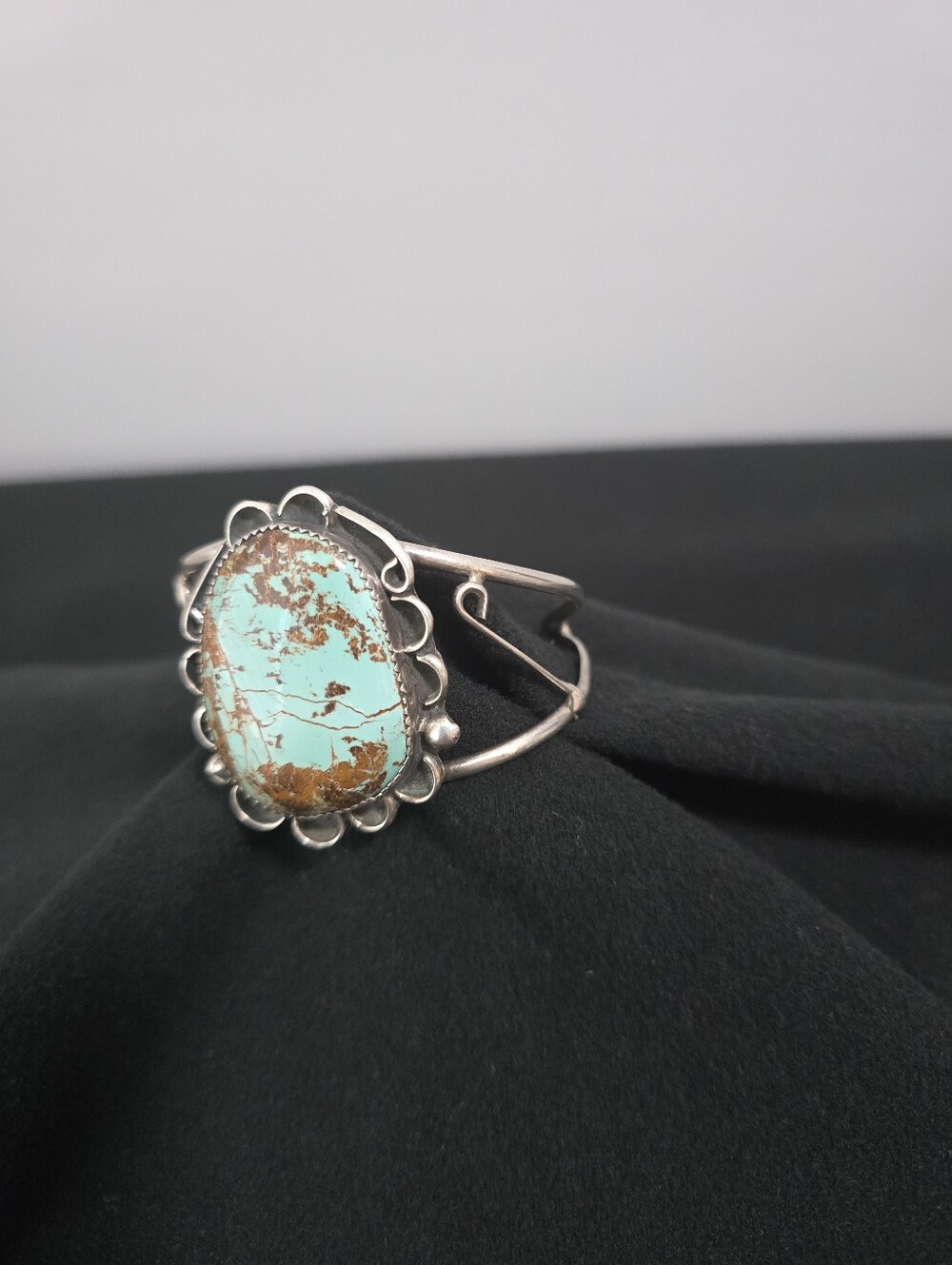 VTG Sterling Silver Lrg Turquoise Cuff Bracelet Split Shank Lrg Stone 1.6"×1.2" - Picture 4 of 7